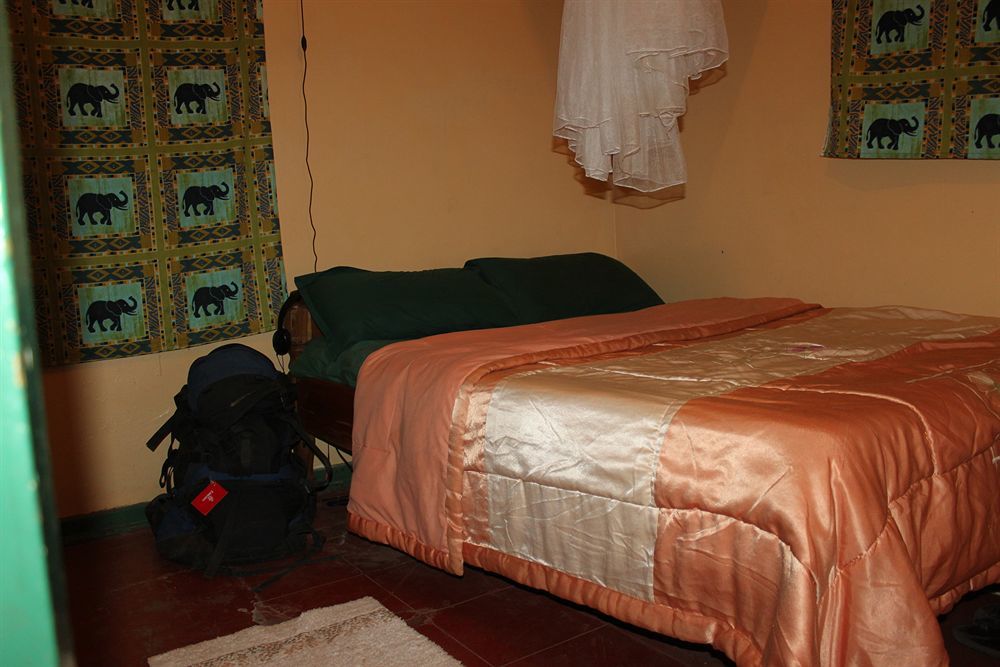 Zinga Backpackers Hotel Livingstone Eksteriør billede