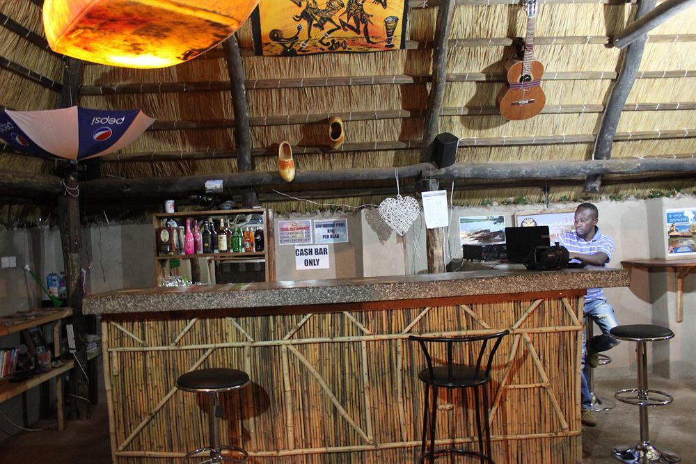 Zinga Backpackers Hotel Livingstone Eksteriør billede