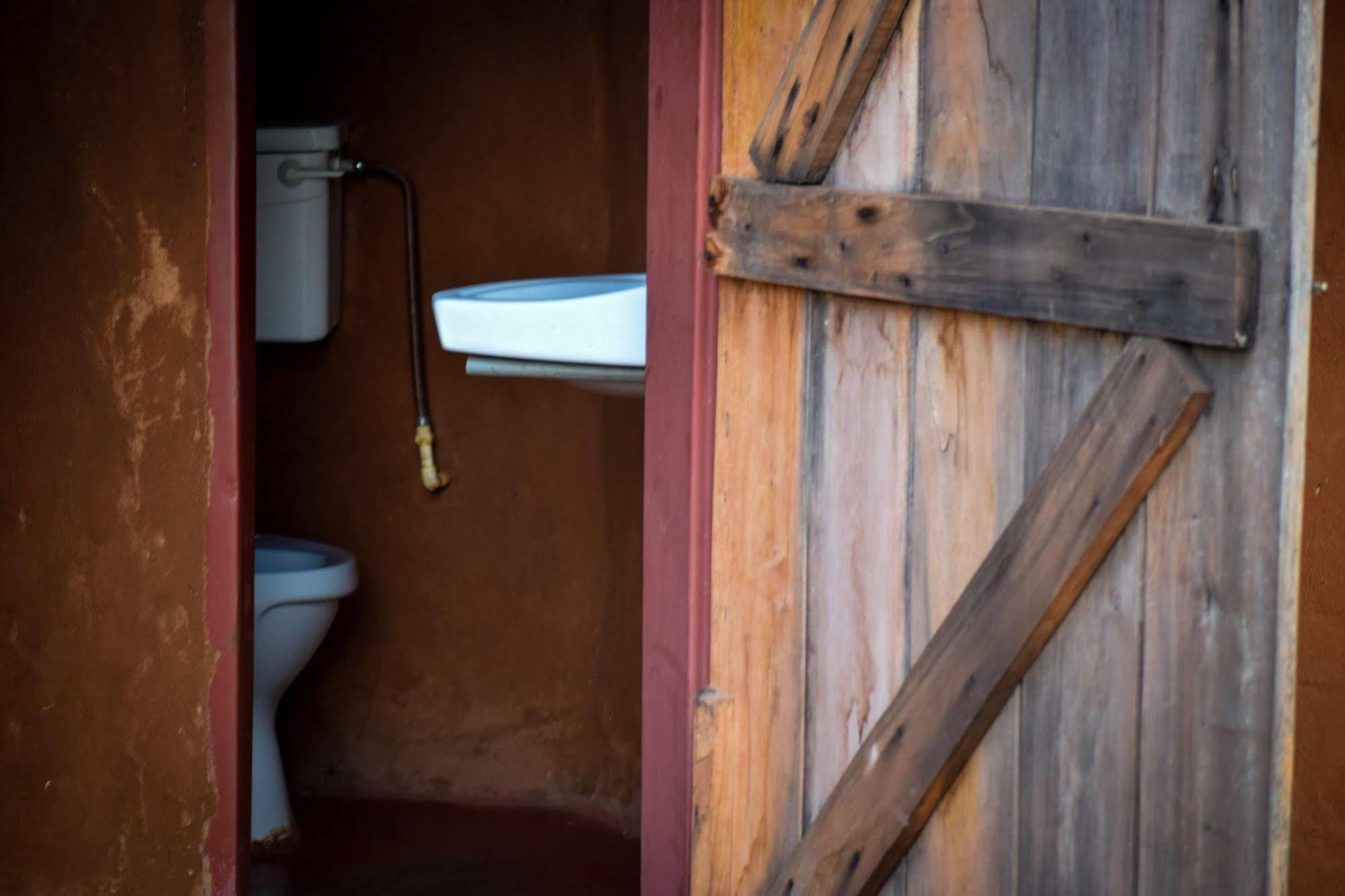 Zinga Backpackers Hotel Livingstone Eksteriør billede